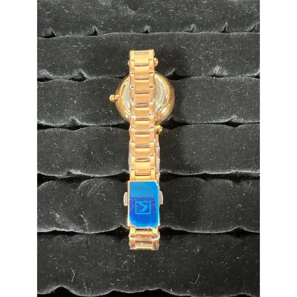 Curren Blanche C9072L Rose Gold Mother of Pearl Dial Women's Quartz Watch